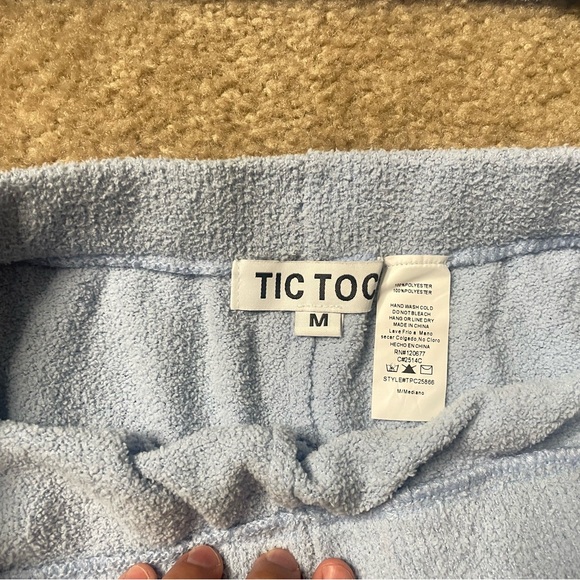 Baby Blue Fuzzy Cropped Jacket & Short Set - Picture 4 of 6